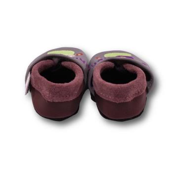 Lauflernschuhe Schnecke auf matsch